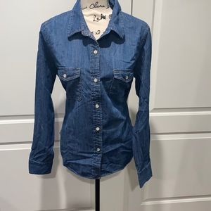 Women’s Denim Long Sleeve Shirt